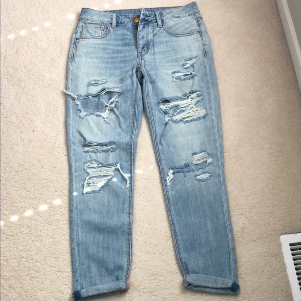 American Eagle Tomgirl Jeans WILL TAKE BEST OFFER